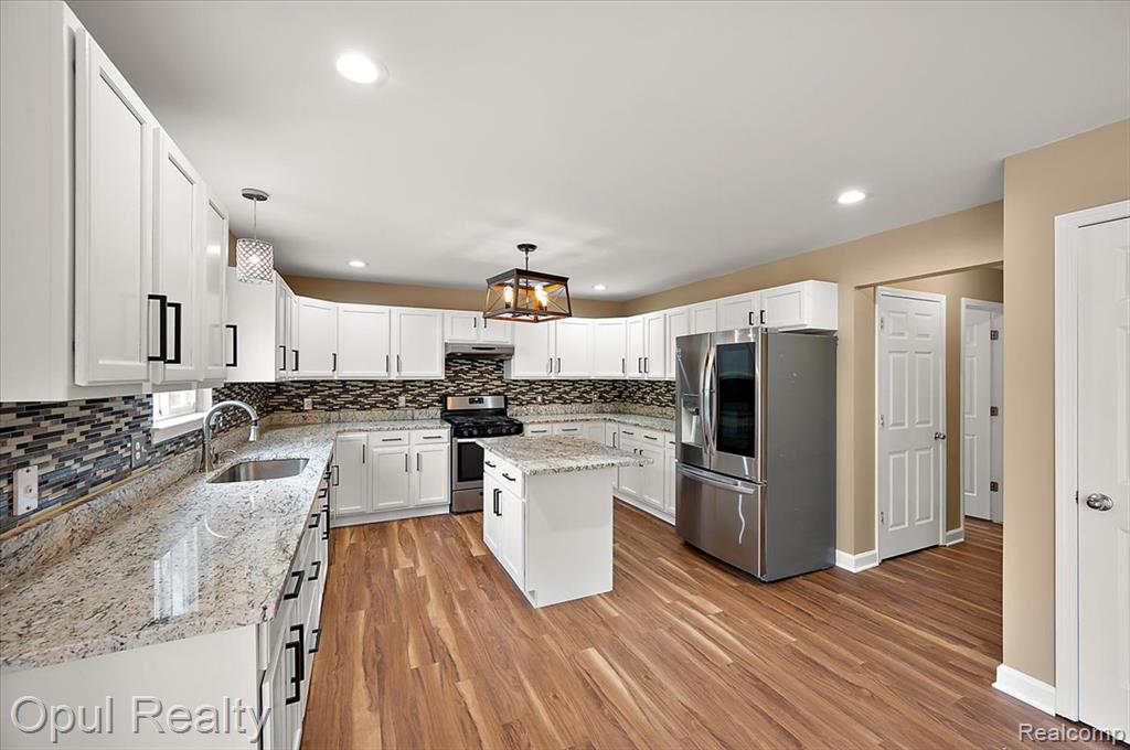 6728 Eckerman Drive, Troy, MI 48085 — Photo 33