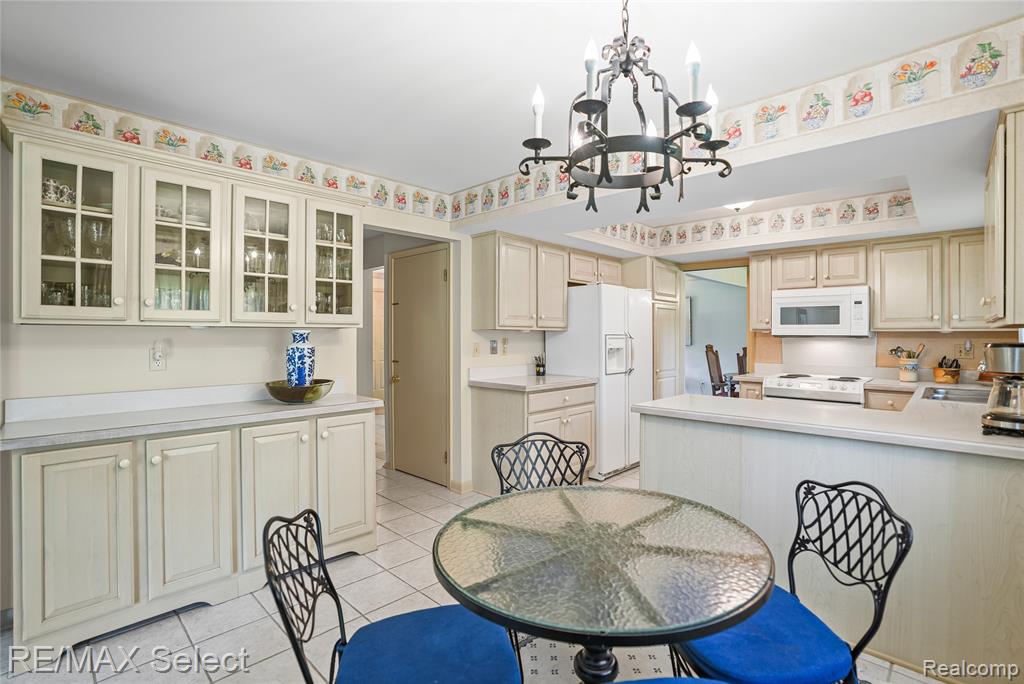 487 Boutell Drive, Grand Blanc, MI 48439 — Photo 6