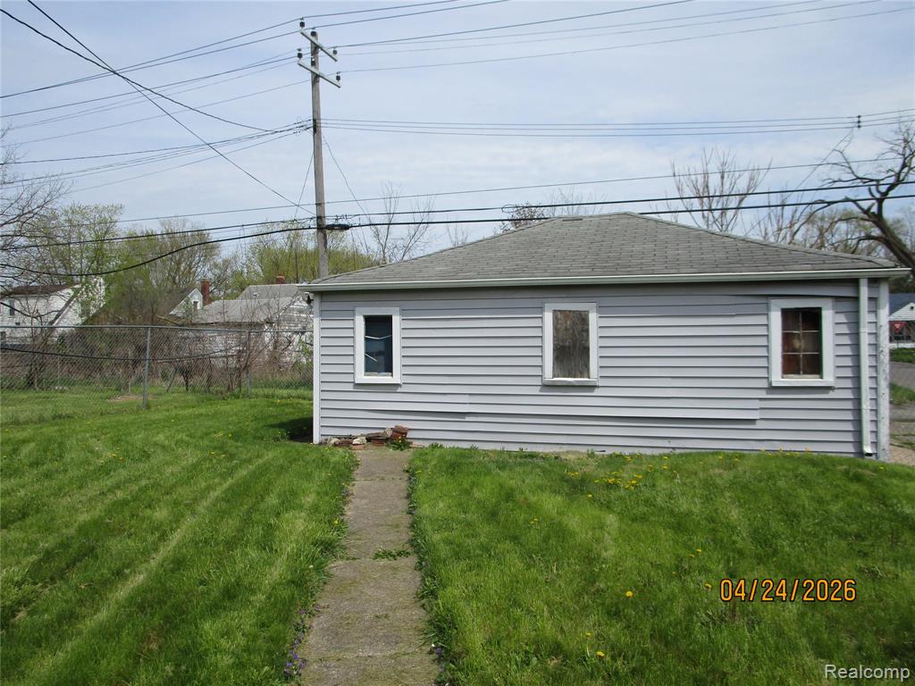 19500 Hoover Street, Detroit, MI 48205 — Photo 36