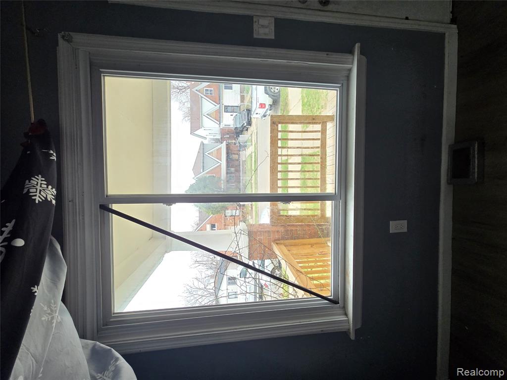 8976 McClellan Street, Detroit, MI 48213 — Photo 30