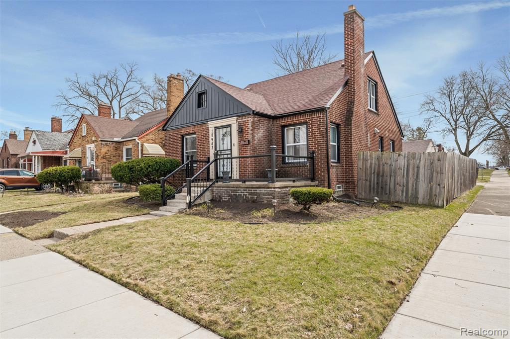 18943 Curtis Street, Detroit, MI 48219 — Photo 35