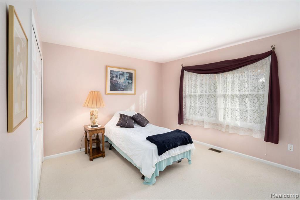 4019 Pine Ridge Court, Fenton, MI 48430 — Photo 20