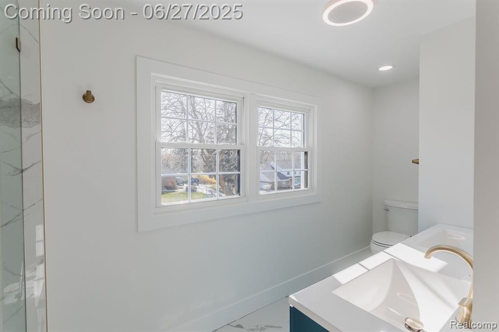 4054 ANTIQUE Lane, Bloomfield Hills, MI 48302 — Photo 25