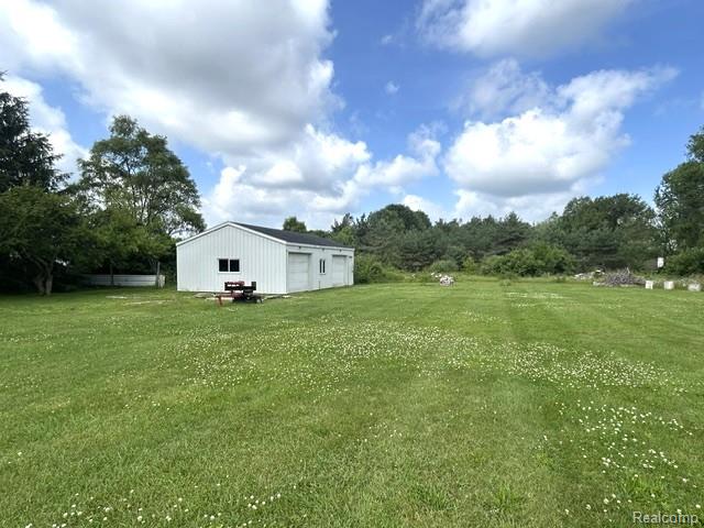 8475 Bridge Lake Road, Clarkston, MI 48348 — Photo 30