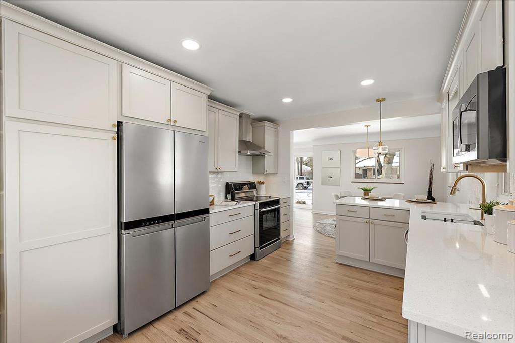 31060 E Rutland Street, Beverly Hills, MI 48025 — Photo 13