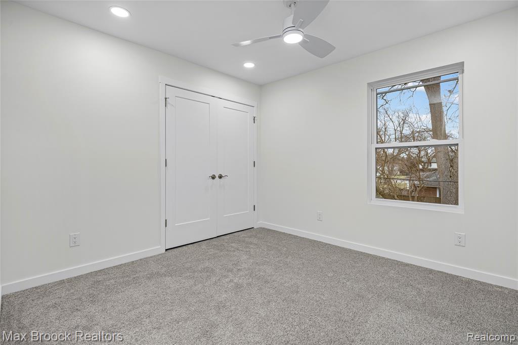 17348 Hilton Street, Southfield, MI, 48075