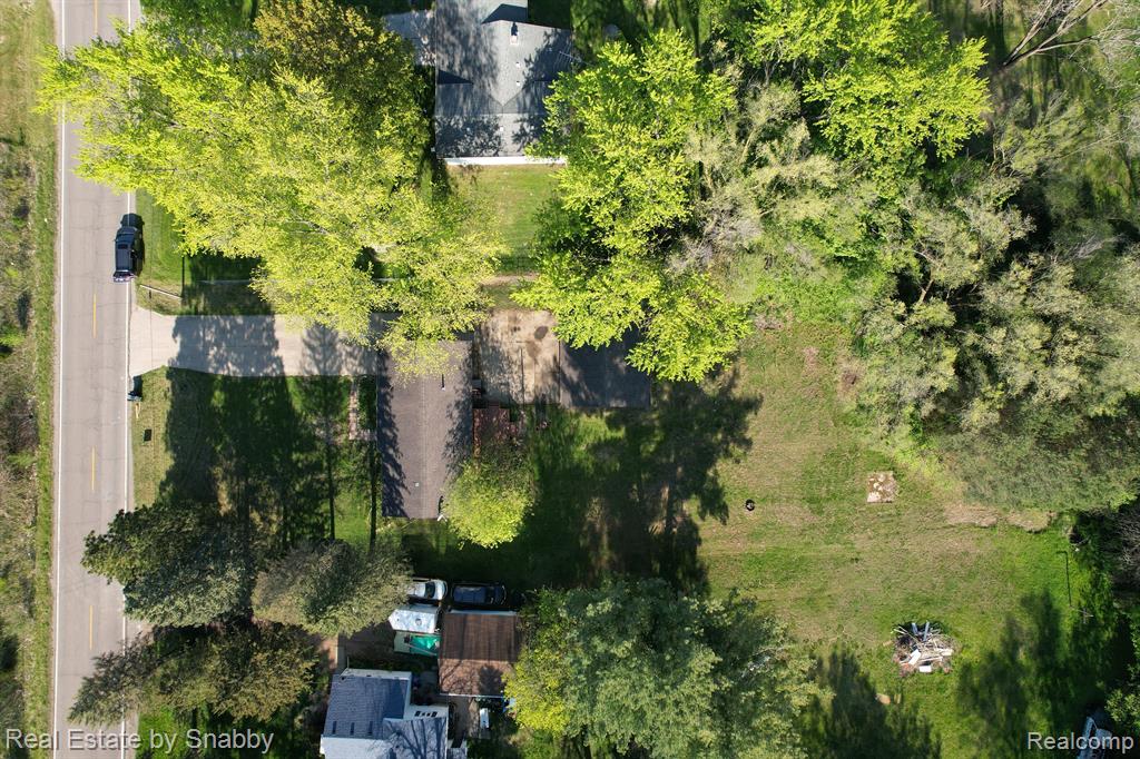 5105 KELLY Road, Flint, MI 48504 — Photo 8