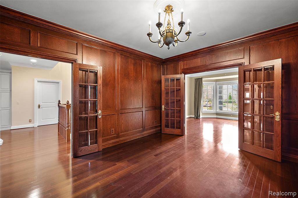 83 Greenan Lane, Lake Orion, MI 48362 — Photo 18