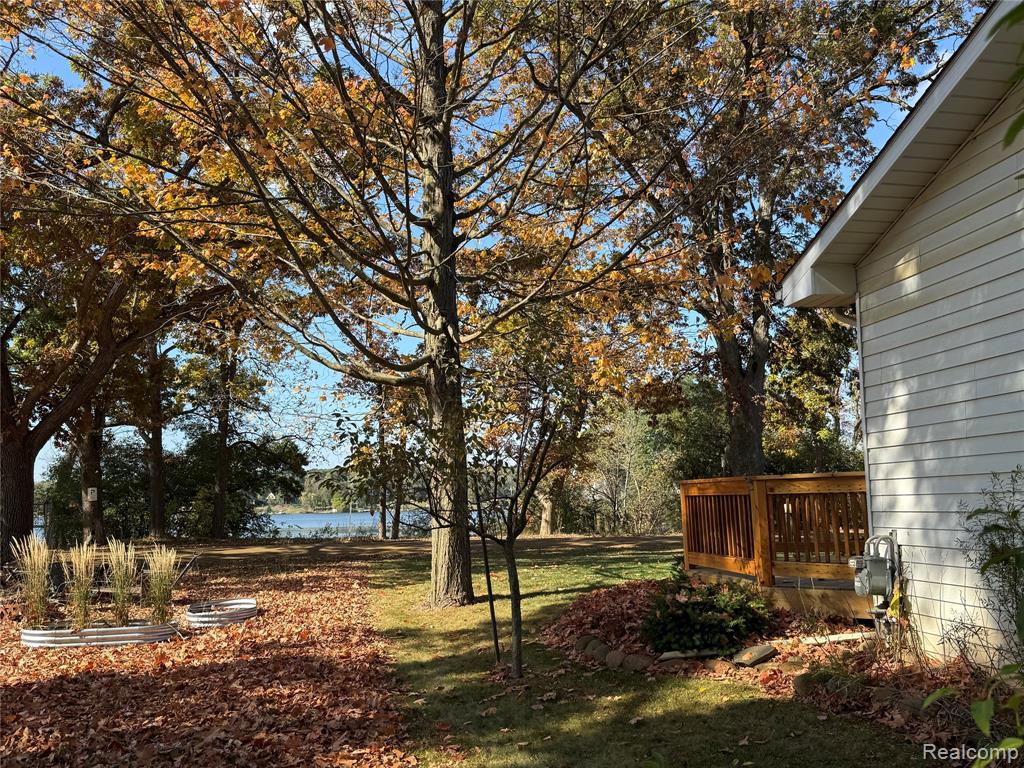 6168 Hillsboro Road, Davisburg, MI 48350 — Photo 35