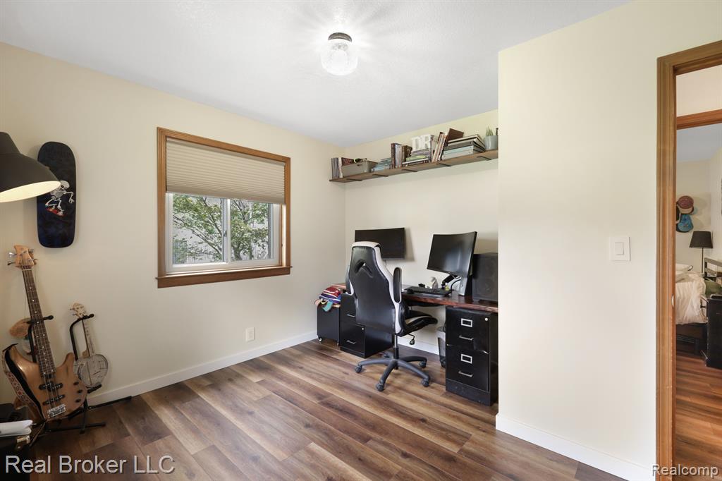 8029 WOODHALL Road, Birch Run, MI 48415 — Photo 15