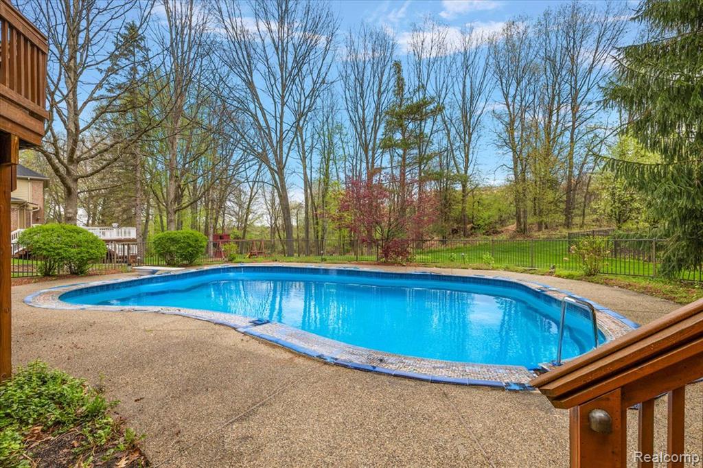 3725 Mountain Laurel Court, Oakland, MI — Photo 69