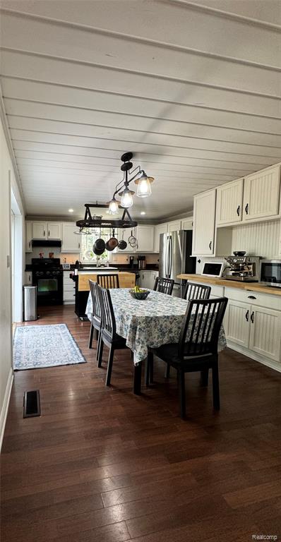 889 Goslow Road, Gaylord, MI 49735 — Photo 11