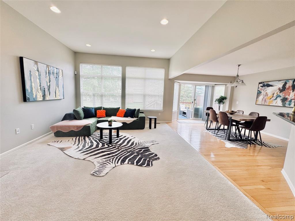 49401 N Glacier, Northville, MI 48168 — Photo 8
