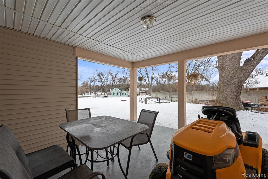 15500 Millar Road, Clinton Twp, MI 48036 — Photo 22