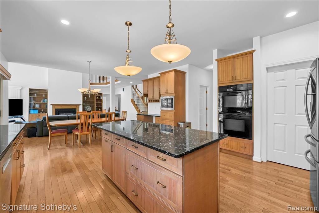 6925 Elm Park Drive, Troy, MI 48098 — Photo 13