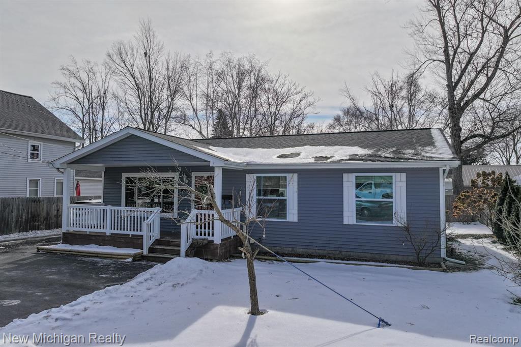 906 MAIN Street, Fenton, MI 48430 — Photo 6