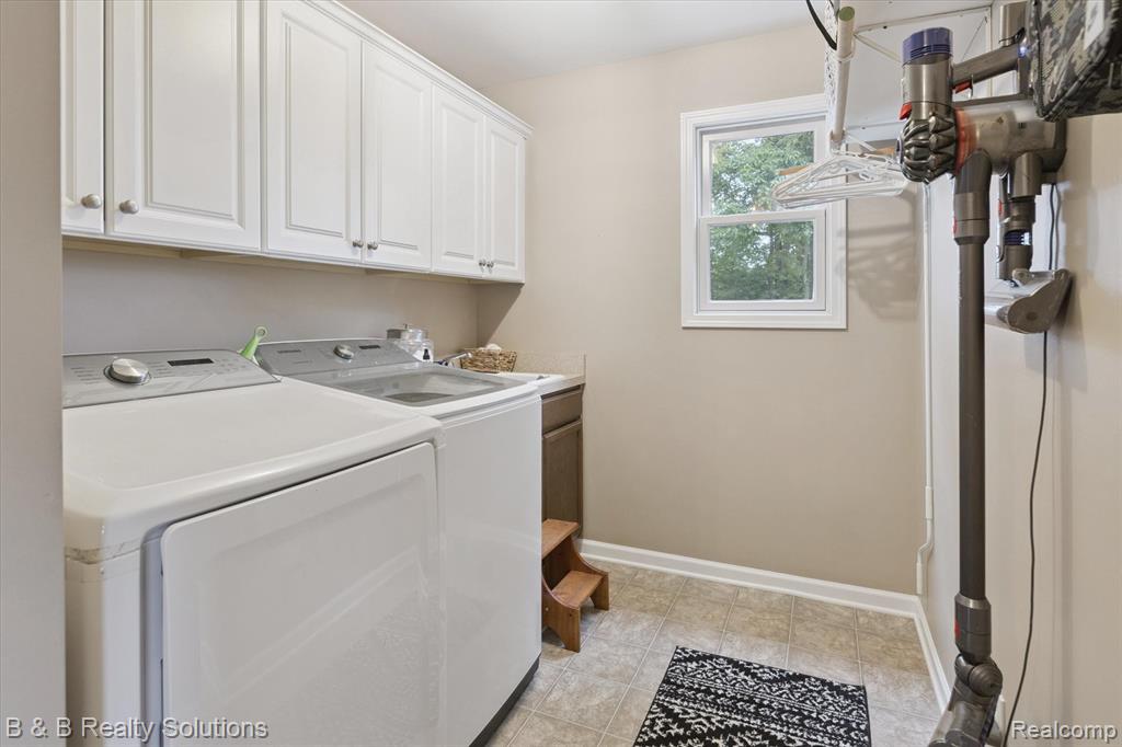 5782 Deer Meadow Trail, North Branch, MI 48461 — Photo 23