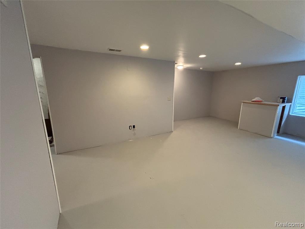 751 ABERTON, Detroit, MI 48215 — Photo 55