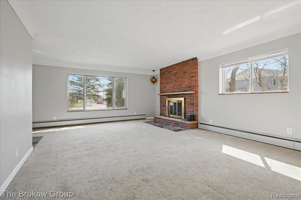 4426 MORRISH Road, Swartz Creek, MI 48473 — Photo 9