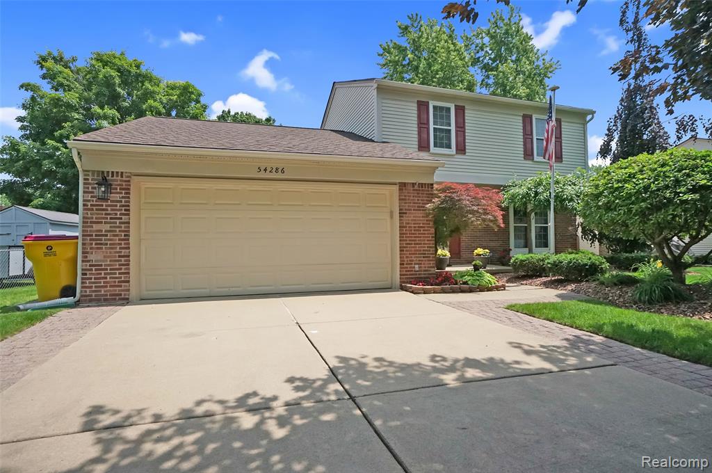 54286 Bradshaw Drive, New Baltimore, MI 48047 — Photo 3