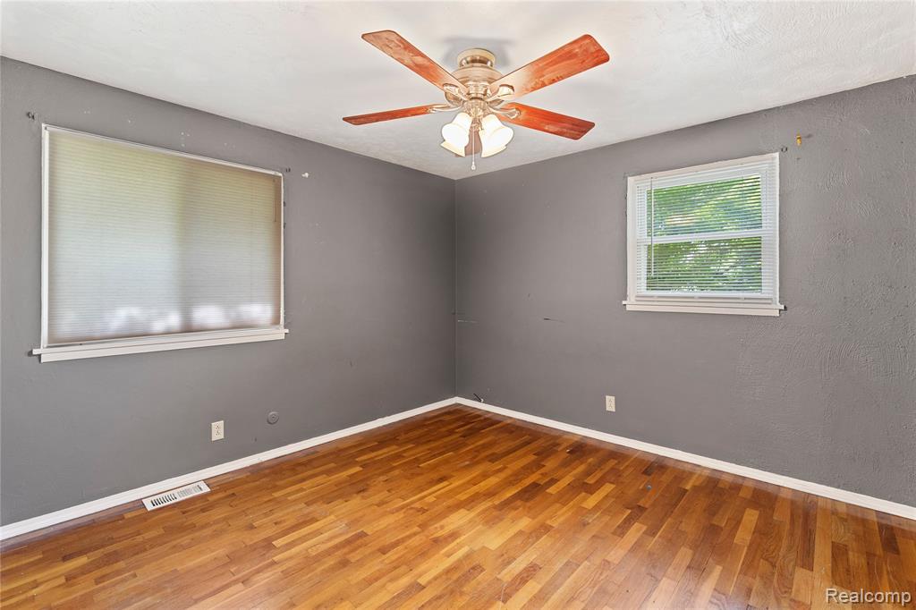 6411 Brookview Drive, Grand Blanc, MI 48439 — Photo 24