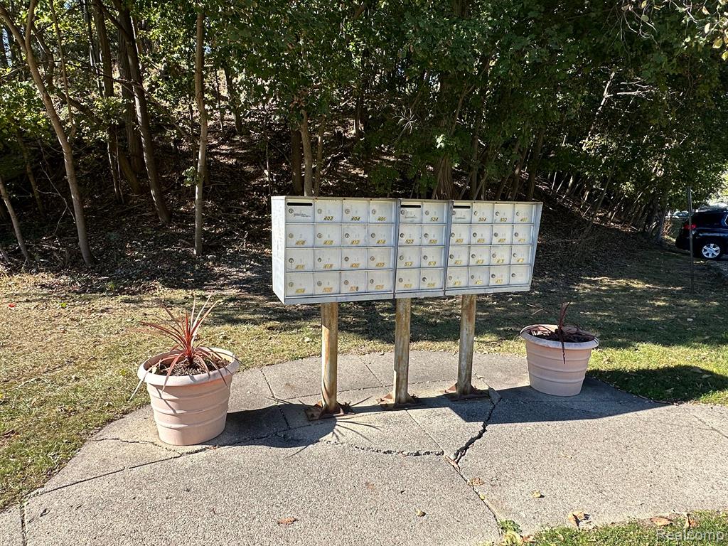 424 W ROCKWELL Street, Fenton, MI 48430 — Photo 30