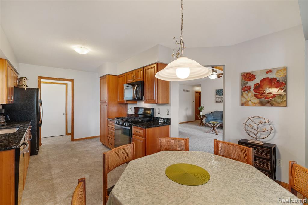 46405 Oaklawn Street, Macomb, MI 48042 — Photo 12