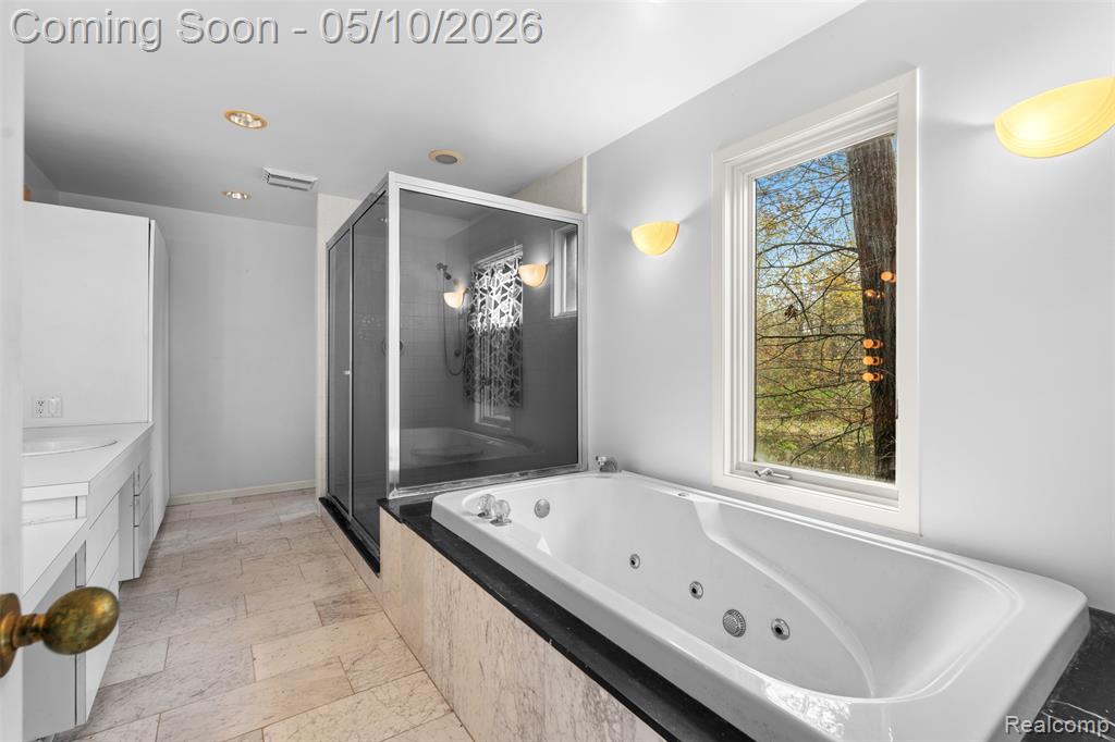 497 Lake George Road, Oakland, MI — Photo 23