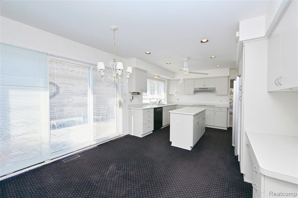 22080 Orchard Way, 37, Beverly Hills, MI 48025 — Photo 17