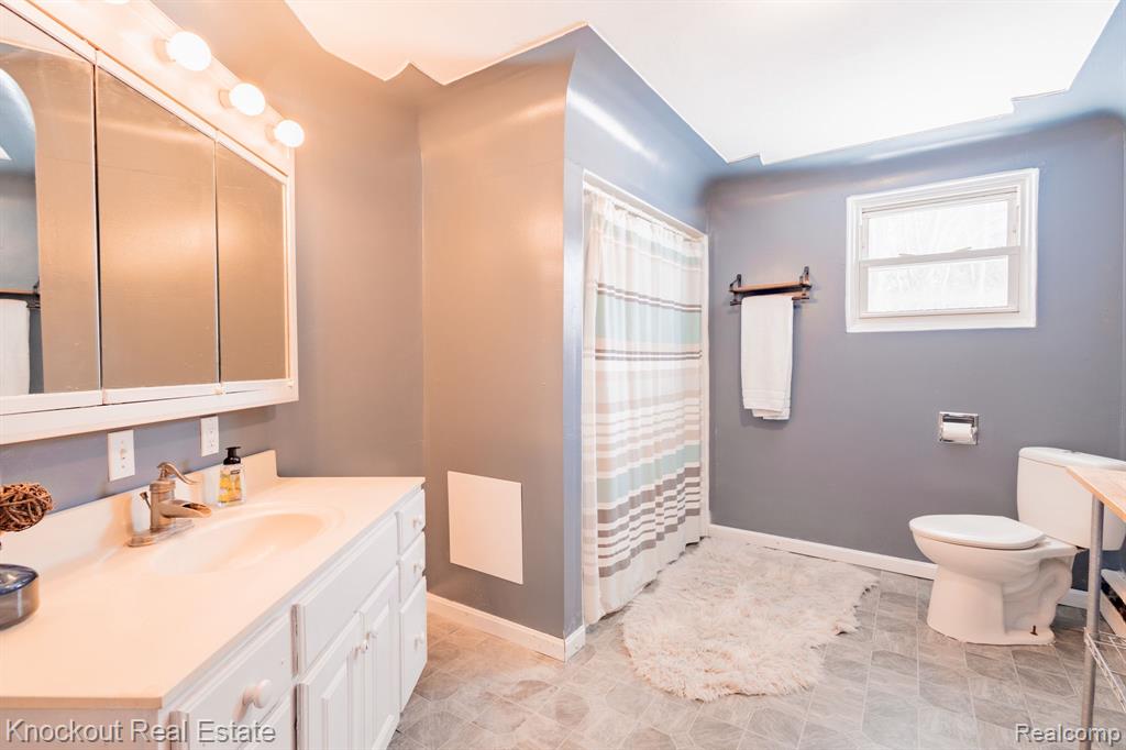 13475 DIXIE Highway, Birch Run, MI 48415 — Photo 14