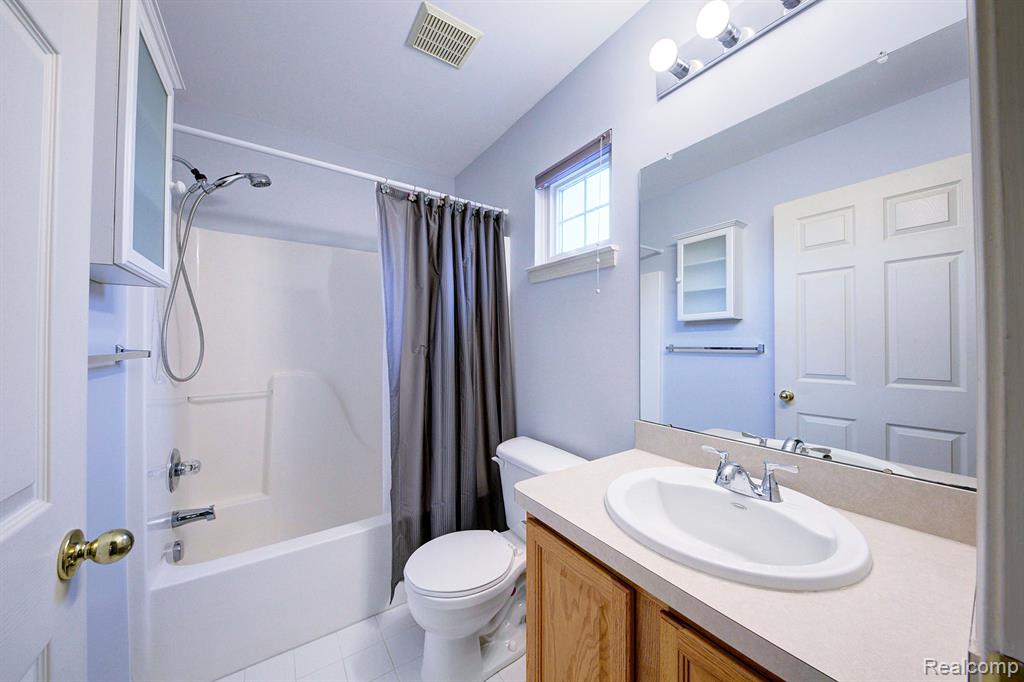 443 CONCORD Drive, Canton, MI 48188 — Photo 13