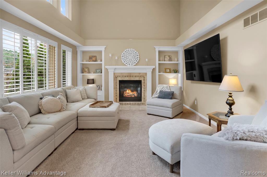 634 Olivia Drive, Milford, MI 48381 — Photo 10