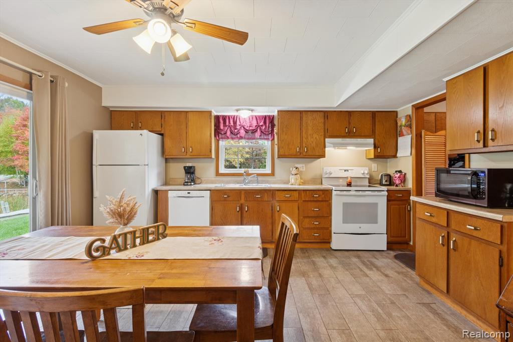 5266 S Pine Street, Beaverton, MI 48612 — Photo 37