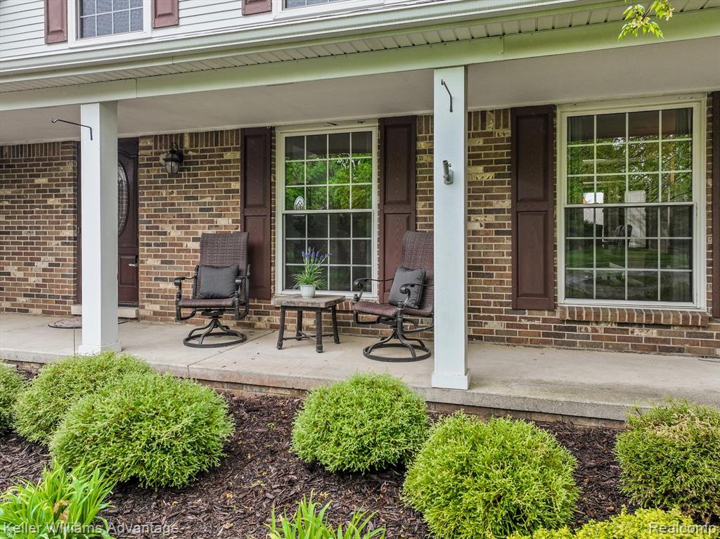 46671 BARRINGTON, Plymouth, MI 48170 — Photo 3