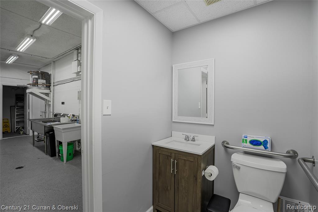 4502 S Wayne Road, Wayne, MI 48184 — Photo 24
