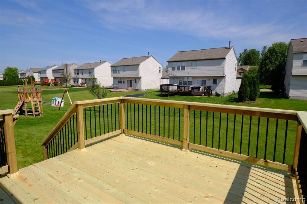 9653 Wexford Drive, Ypsilanti, MI 48198 — Photo 14