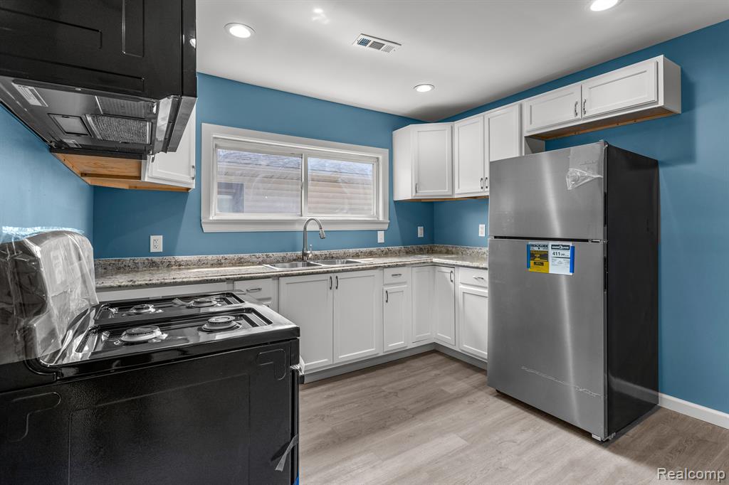 5960 PRINCESS Street, Taylor, MI 48180 — Photo 11
