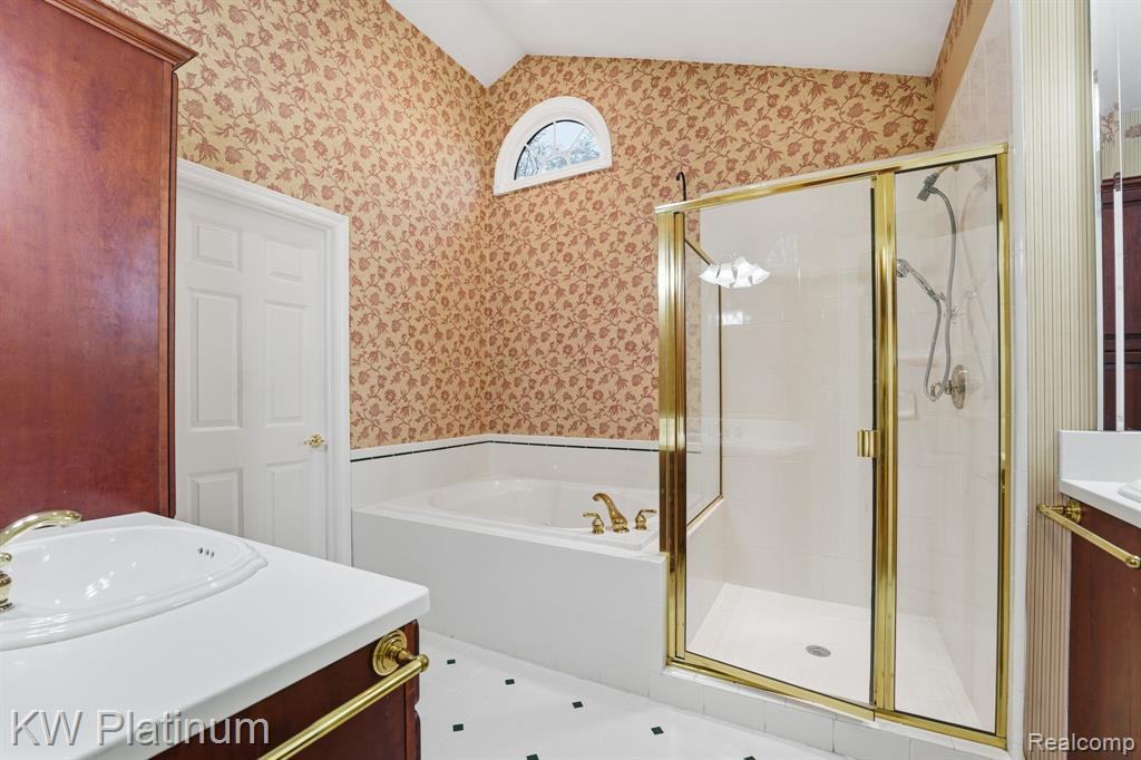 3365 Shorewood Avenue, Fort Gratiot, MI 48059 — Photo 23