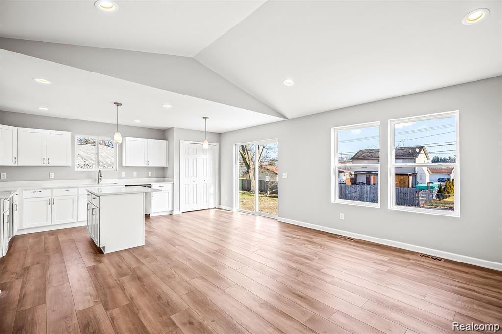 8248 HUGH Street, Westland, MI — Photo 10