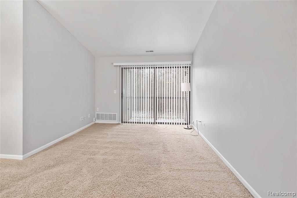 42789 Lilley Pointe Drive, Canton, MI 48187 — Photo 2