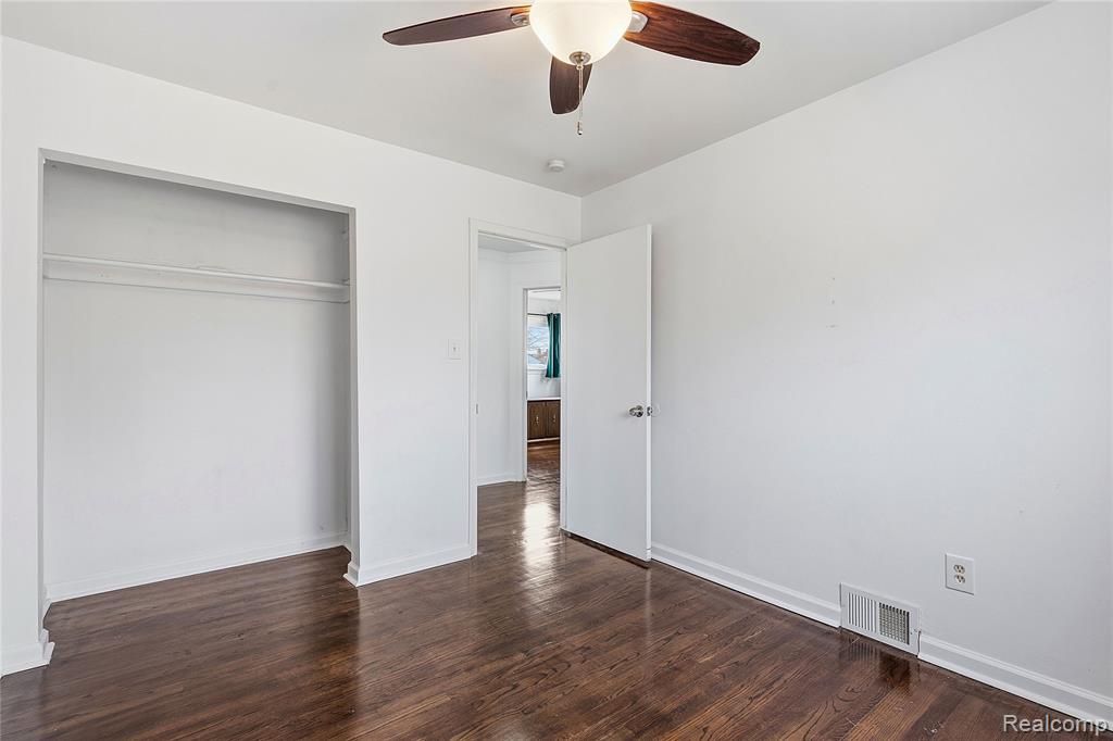 6457 Deering Street, Garden City, MI — Photo 18