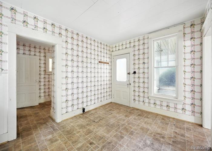 8127 Vassar Road, Grand Blanc, MI 48439 — Photo 6
