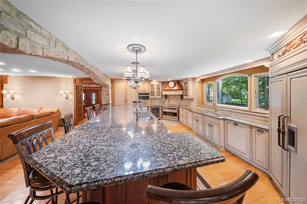 8931 Bridge Road, Grosse Ile, MI 48138 — Photo 10