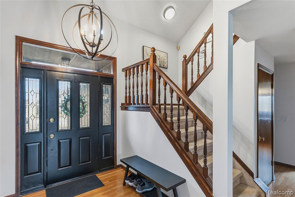 26525 Mapleridge Drive, New Baltimore, MI — Photo 3