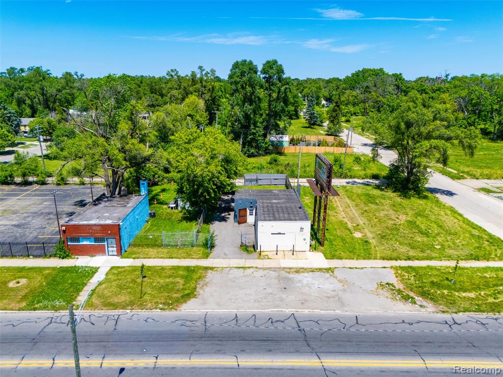 19512 Schoolcraft, Detroit, MI 48223 — Photo 13