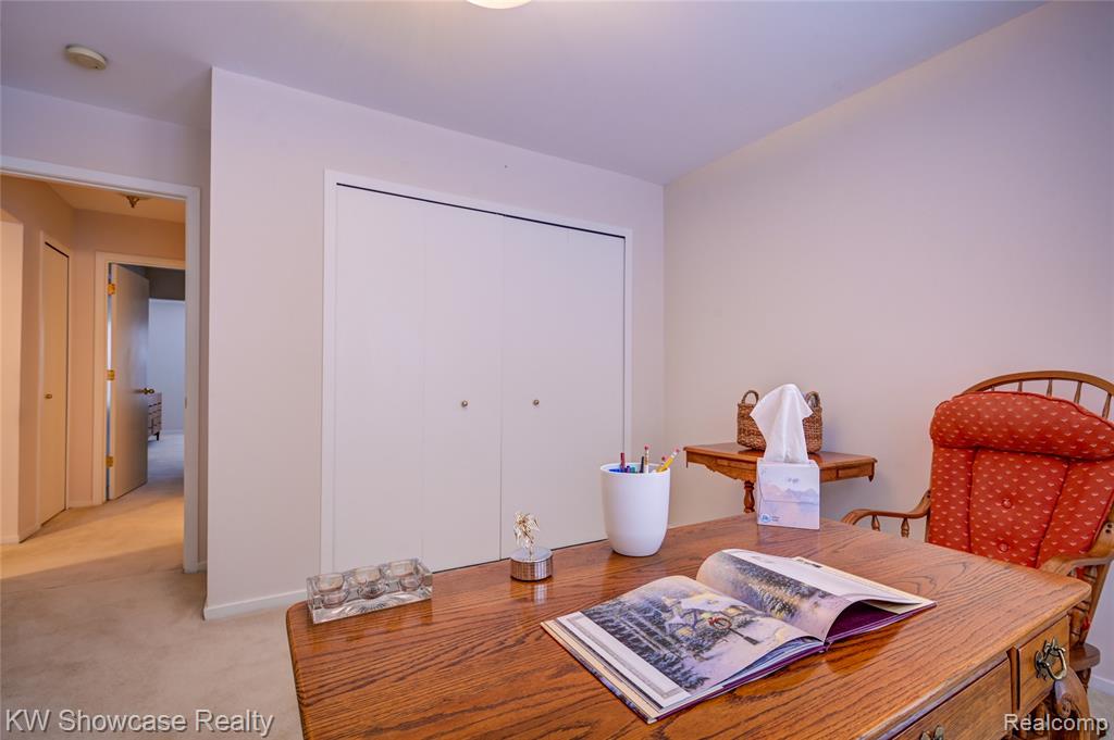 458 N Oak Drive, Commerce Twp, MI 48390 — Photo 32