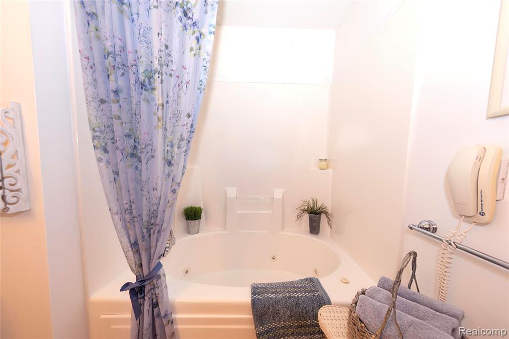 9755 Ford Street, Algonac, MI 48001 — Photo 19