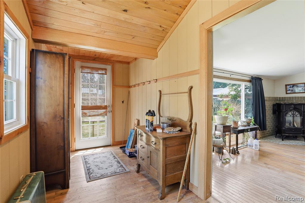 208 Flushing Street, Gaines Vlg, MI 48436 — Photo 25
