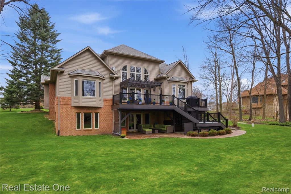 10152 Rosemarie Run, Brighton, MI 48114 — Photo 42