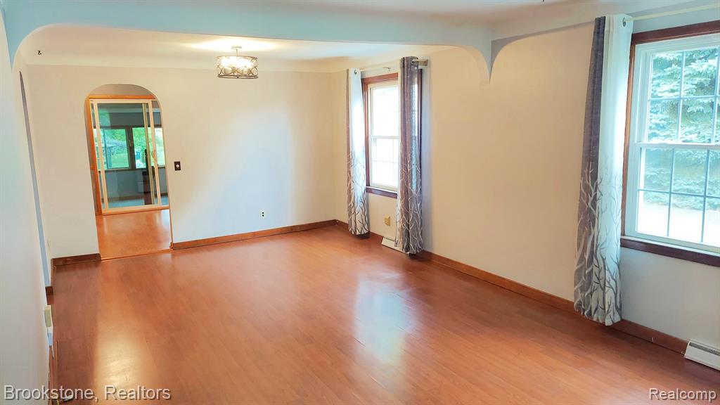 5104 CHESANING Road, Chesaning, MI 48616 — Photo 13